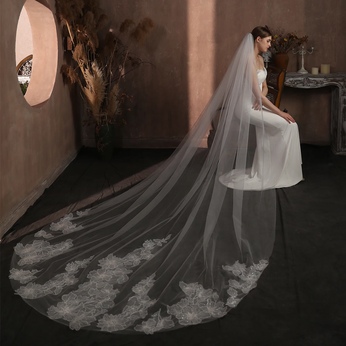 

V338 Handmade Bridal Cathedral Veil One-Layer Tulle Sequined Lace Appliqued White Brides to Be Headdress Long Veil