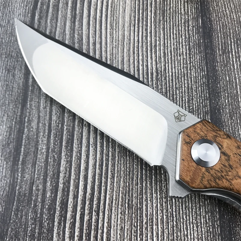 Bear Head Falcon Golden Sandalwood Handle Folding Knife, Used for Hunting, Fishing, Cutting, Survival EDC Tool Knife