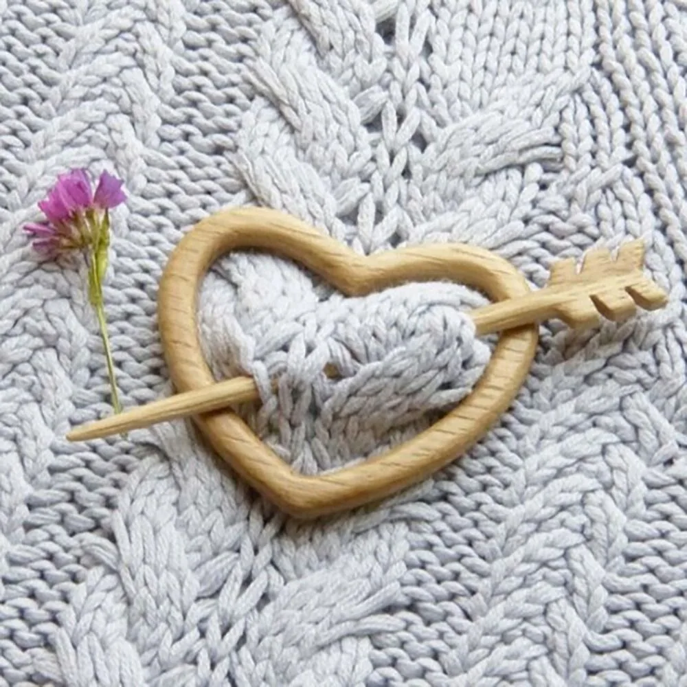Girl Gifts Niche Design Lovely Bear Flower Bird Dog Animal Fashion Jewelry Wooden Brooch Women Brooch Clothing Accessory image 2