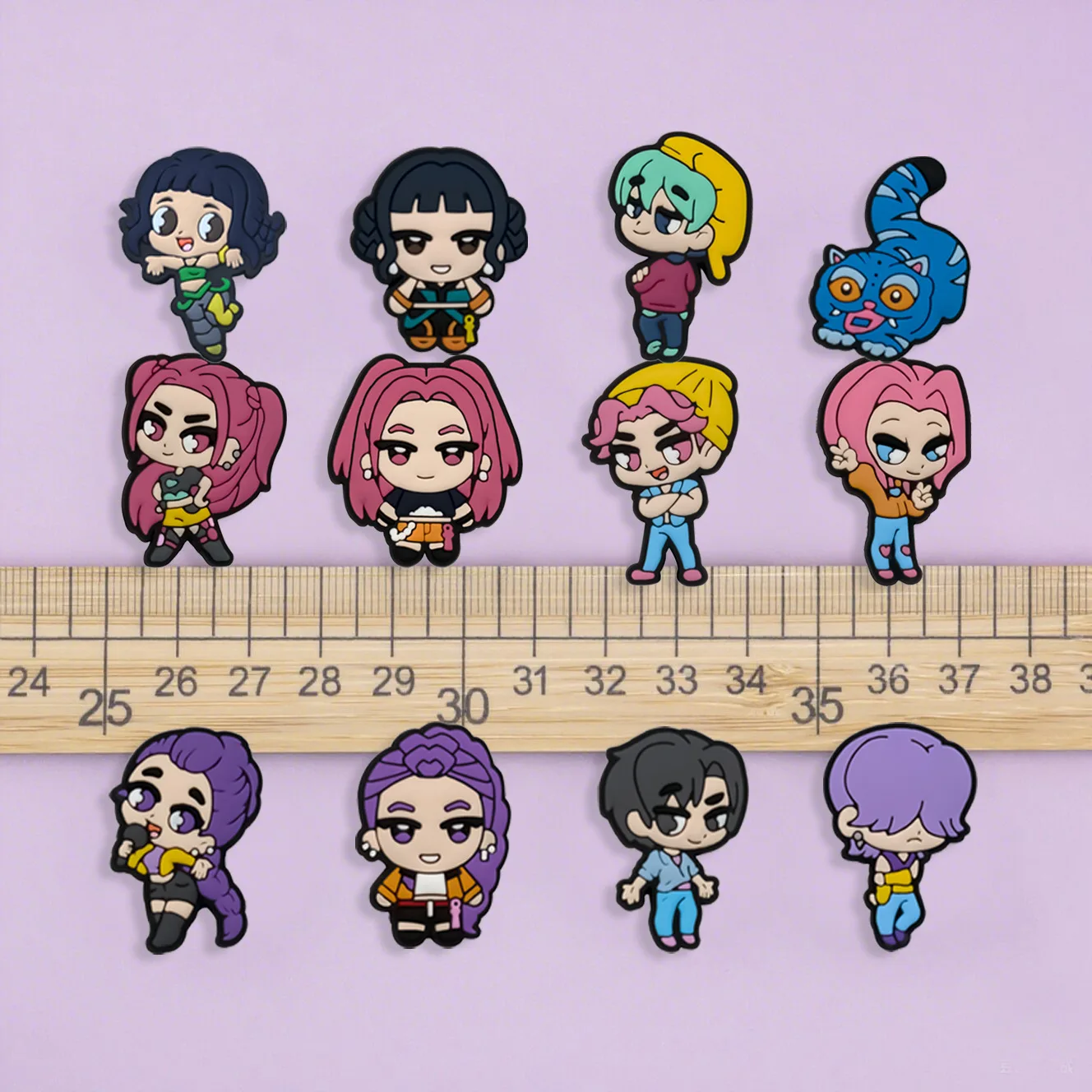 Mixed1-13pcs K-POP شيطان الصيادين الكرتون الأحذية السحر اكسسوارات الأطفال الأحذية الزينة صالح معصمه صندل الاطفال هدايا عيد الميلاد