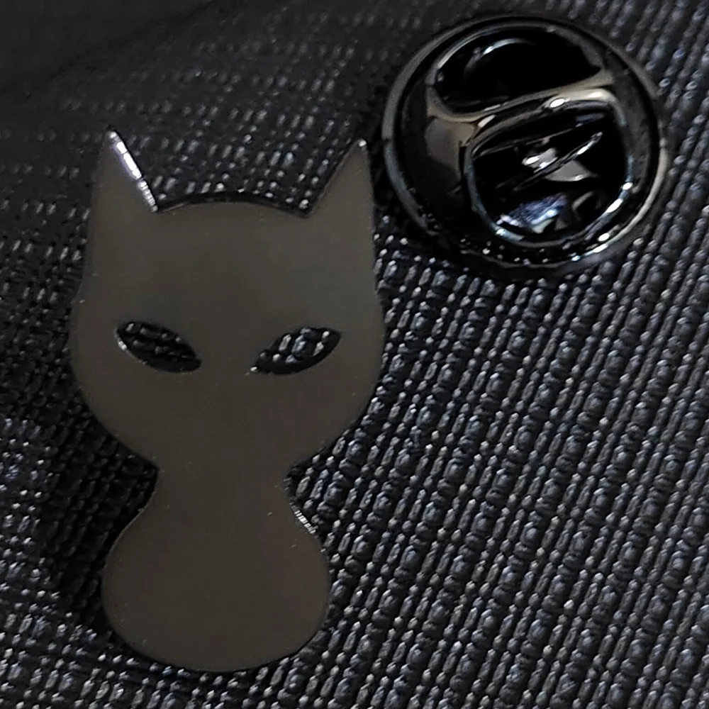 Skull stainless steel badge, camera gold plated men\'s lapel pin, fishtail collar pin, eagle brooch, party favor