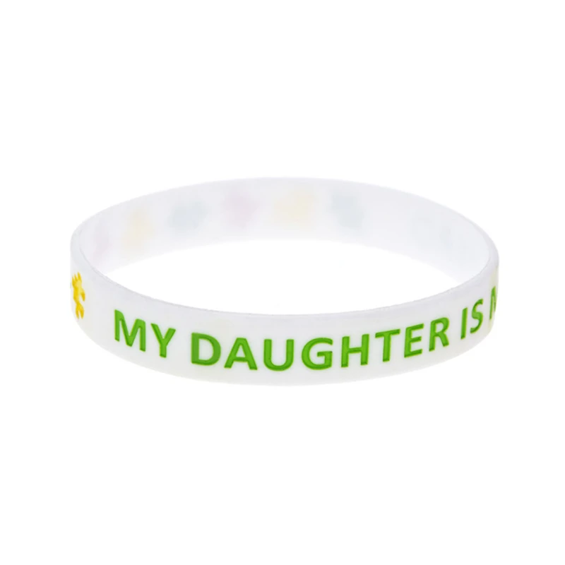 1 PC Emotional Gift for Mom My Daughter is my Hero Silikon-Gummi-Armband mit Puzzle-Logo, modisches Armband, Erwachsenengröße – Detail 4