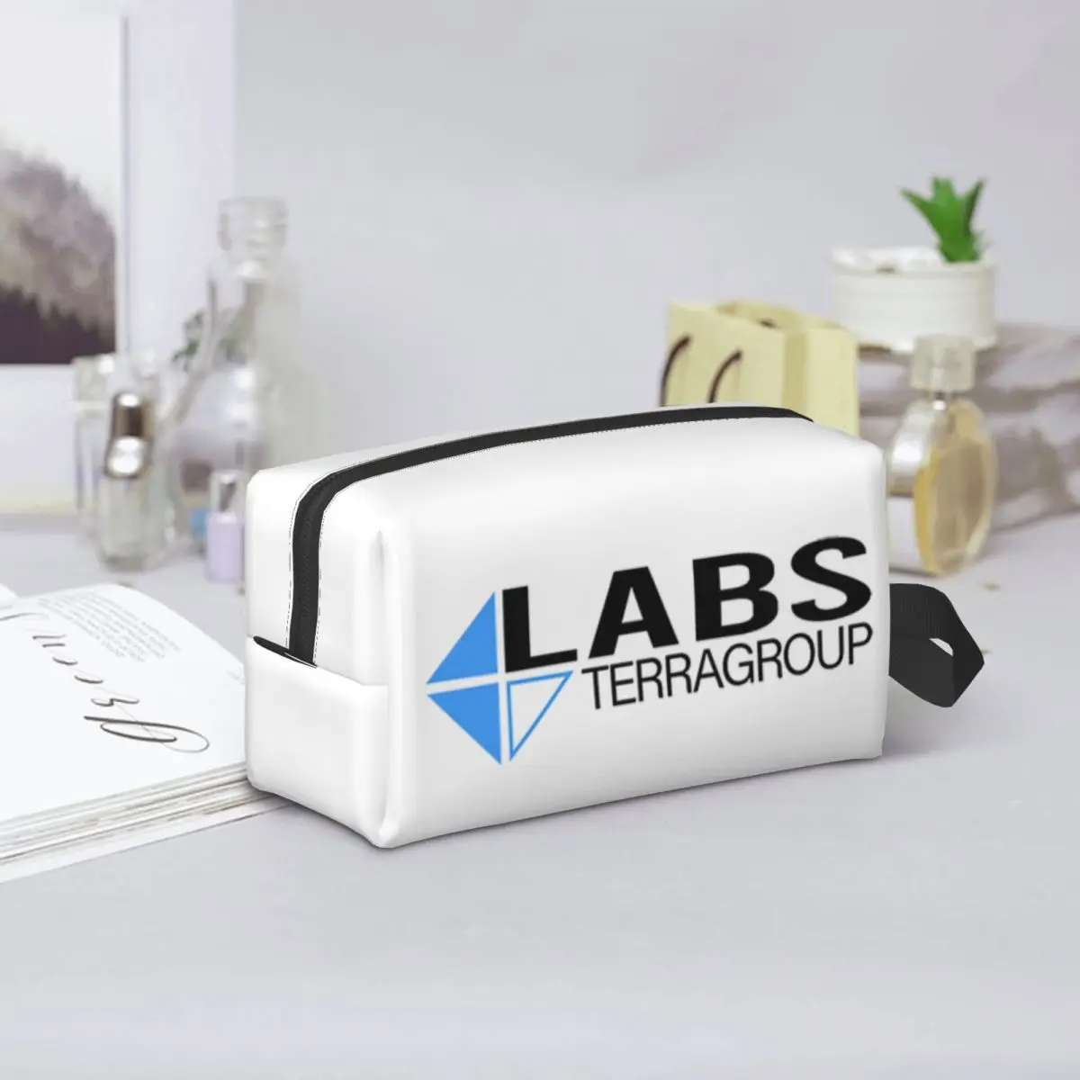 

Terragroup Labs Escape From Tarkov Makeup Bag Cosmetic Organizer Storage Dopp Kit Toiletry Cosmetic Bag for Women Beauty