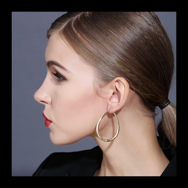Thumbnail 3 - #60 Latest Stud Earrings Offers