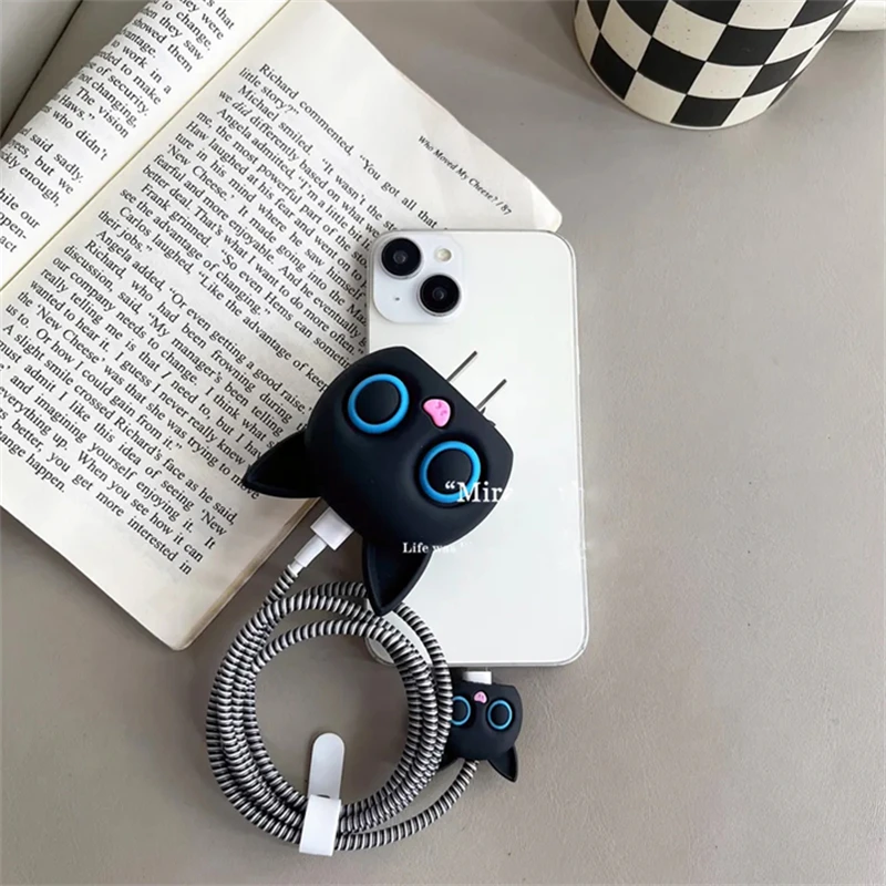 New Cute Cat Soft Silicone Charger Protective Case For IPhone 11 12 13 14 18W-20W Fast Charge Protection Charger Cover Sleeve