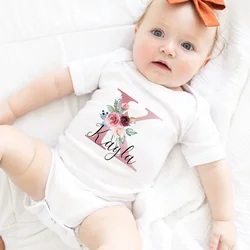 Personalisierter weißer Baby-Body für Mädchen, neues Baby-Geschenk, Initiale, Baby-Namen-Overall, individuelle Namen, Mädchen-Spielanzug-Kleidung