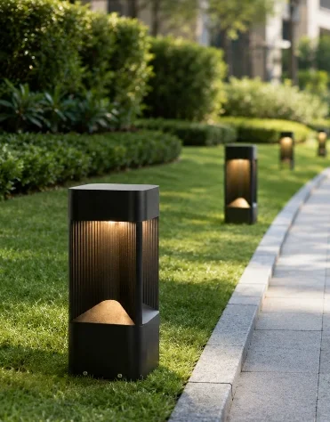 Outdoor Lawn Light, Solar LED Waterproof Modern Landscape Lamp for Villa, B&B, Yard, Garden Grass Pathway Lighting
