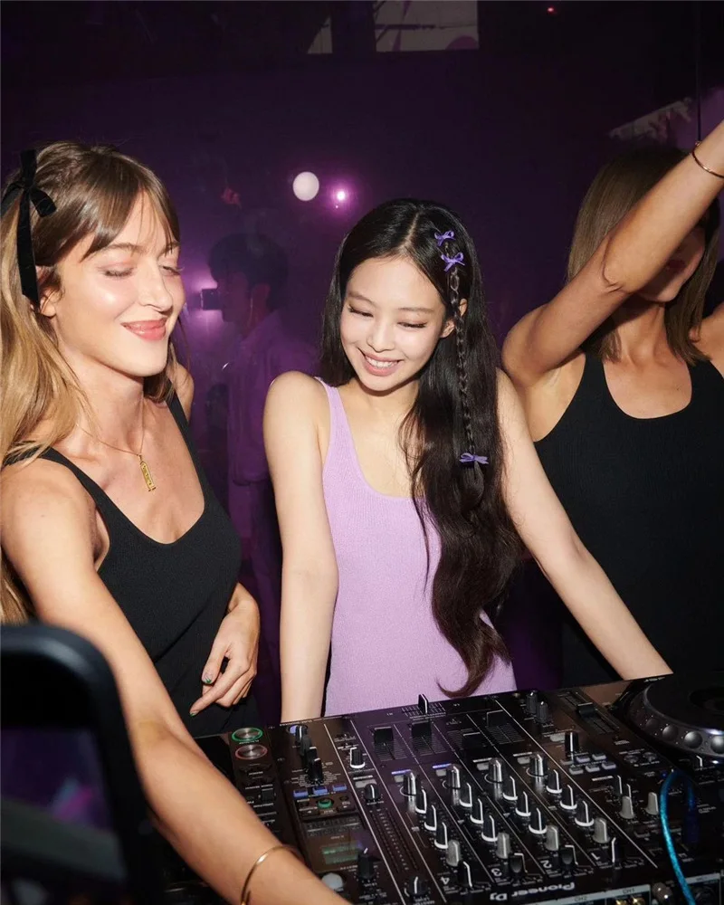 Jennie Purple Strap… - image