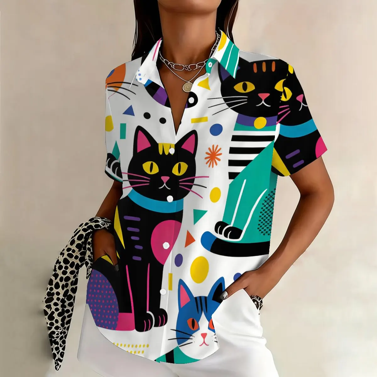 

Летняя женская рубашка больших размеров с короткими рукавами, с забавным рисунком кота, привлекательная и яркая, омолаживающая, идеально подходит для тематических мероприятий.