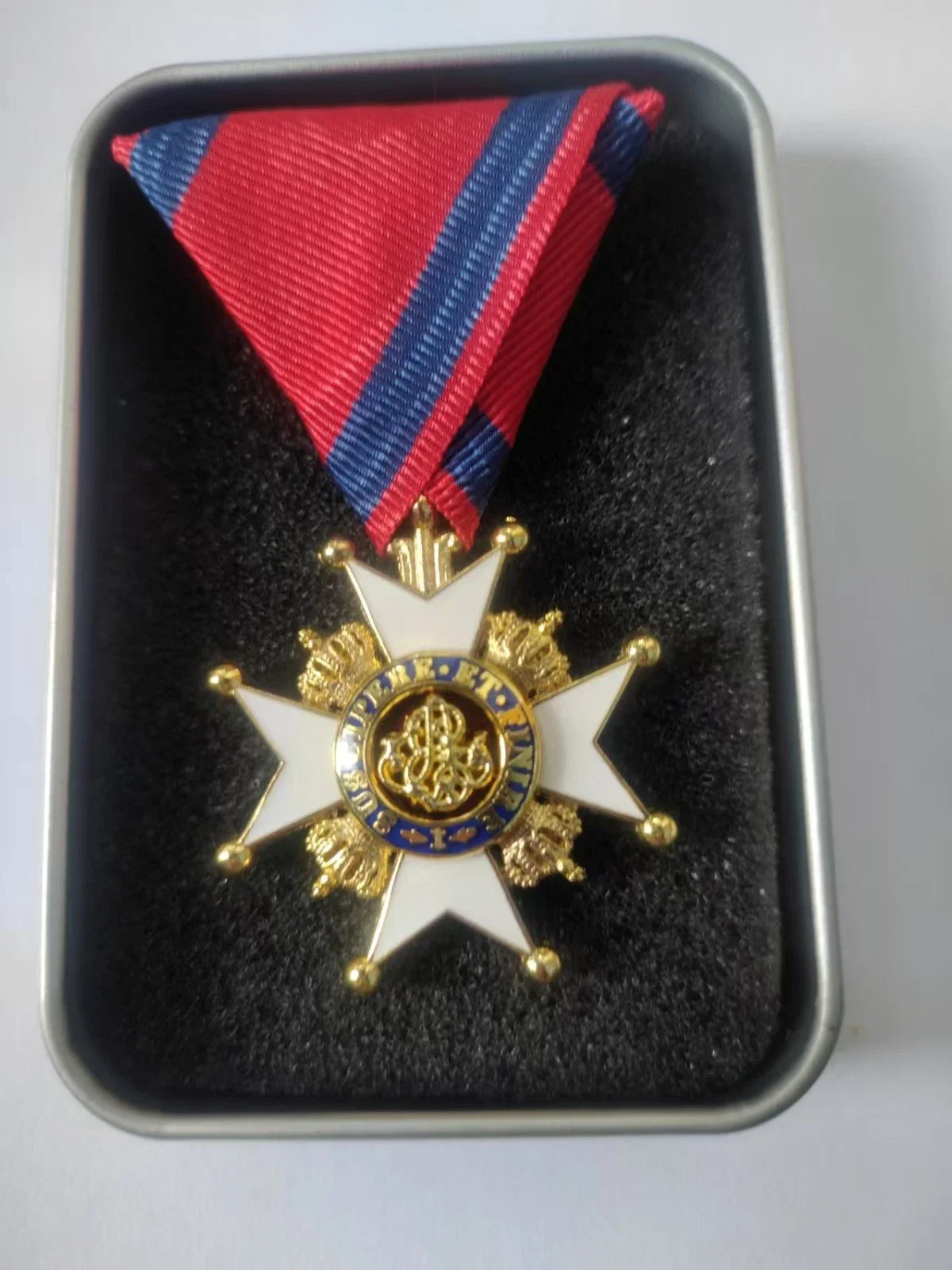 

German Order of Ernst August 1st Class Knight with Triangle hanging Reproduction