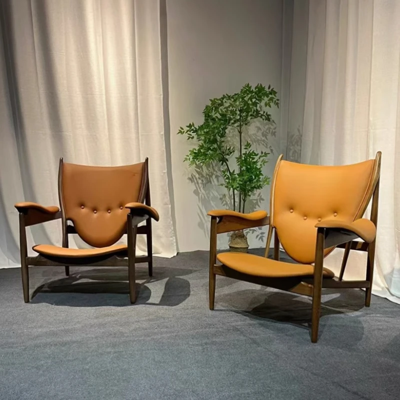 

Italian master chief chair solid wood leather single living room leisure chair balcony designer medieval sofa