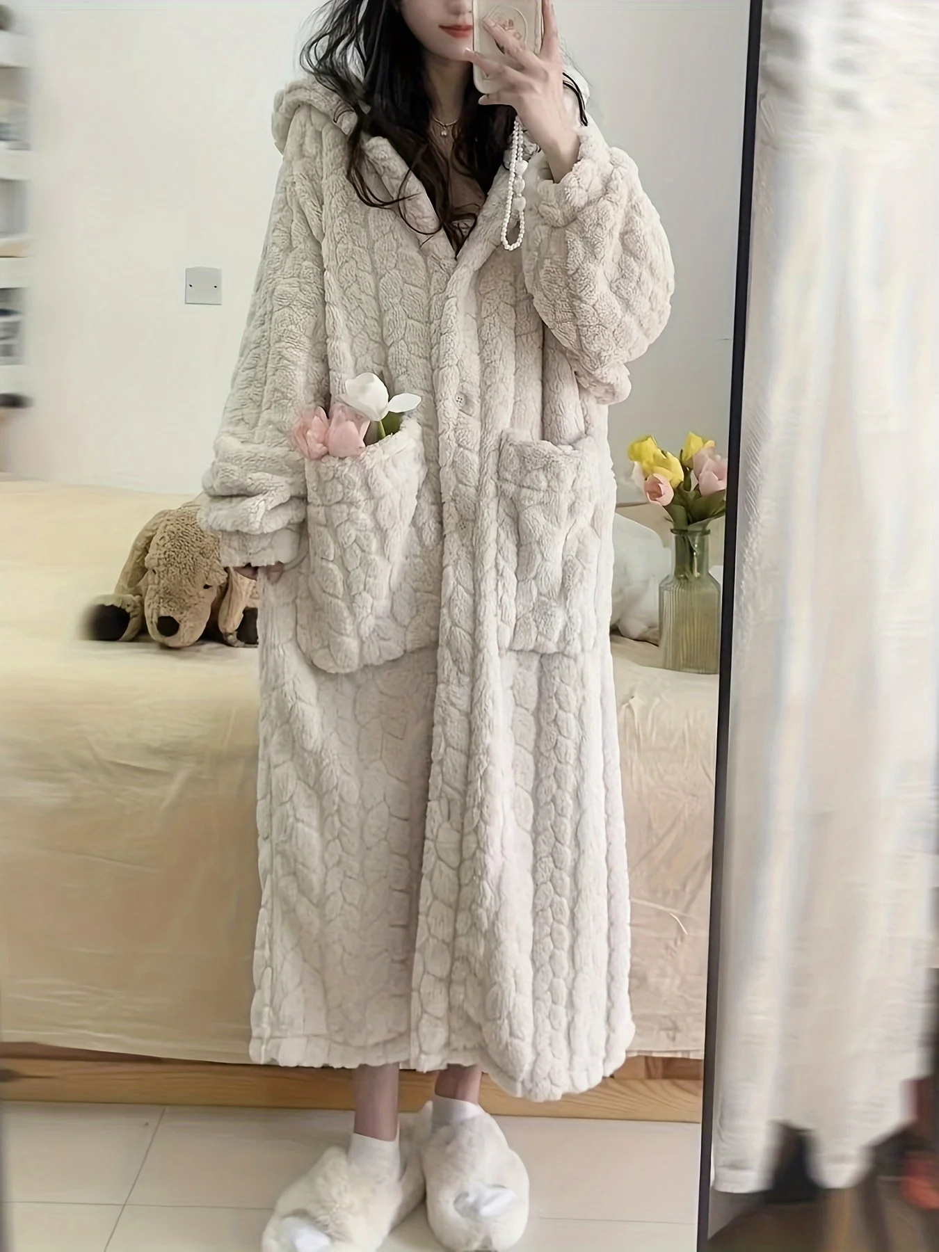 Coral velvet jacquard pajamas for women, winterized and thick, warm, flannel, autumn and winter robe