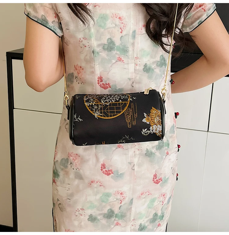

Summer New Chinese Style Cylindrical Bag with Elegant Embroidery Zipper and Crossbody Phone Bag for Women