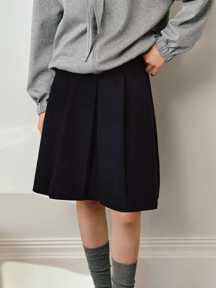 

OLrain French Pleated Skirt for Woman 2025 Autumn New in Solid Basic Mini Skirt Fashion Commute Loose Female Clothes O57QB000322