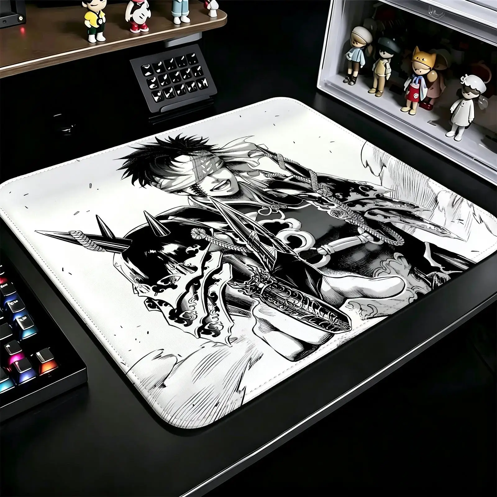 S/M‑L E‑Sports Pad, anime Record of Ragnarok Mouse Pad Tough Stitched Border for Lightweight Portable Laptop and Office Gaming