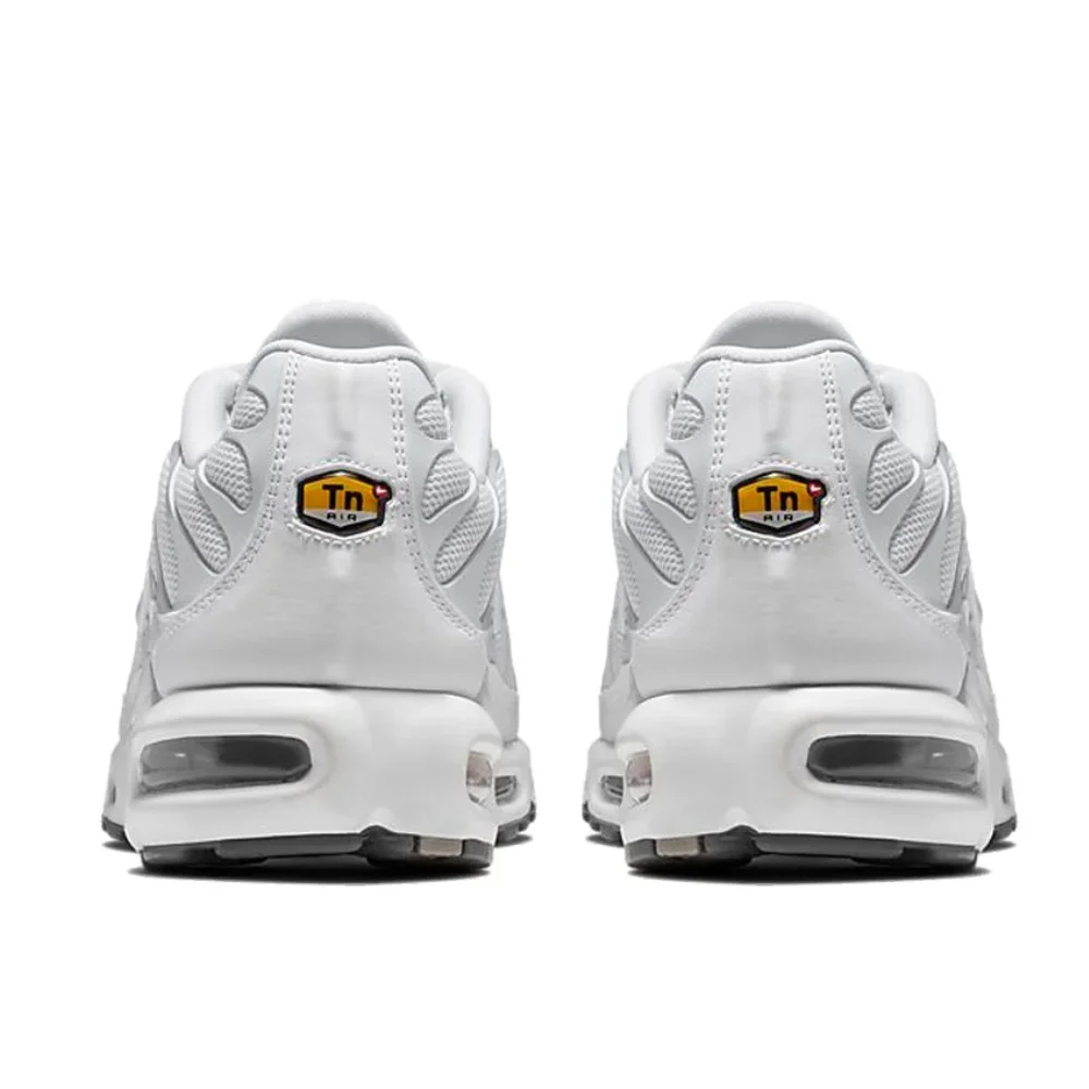 Nike New Air Max Plus Low Men\'s and Women\'s Sneakers Trendy Fashion clunky shoes Comfortable and wearable Sneakers solid white