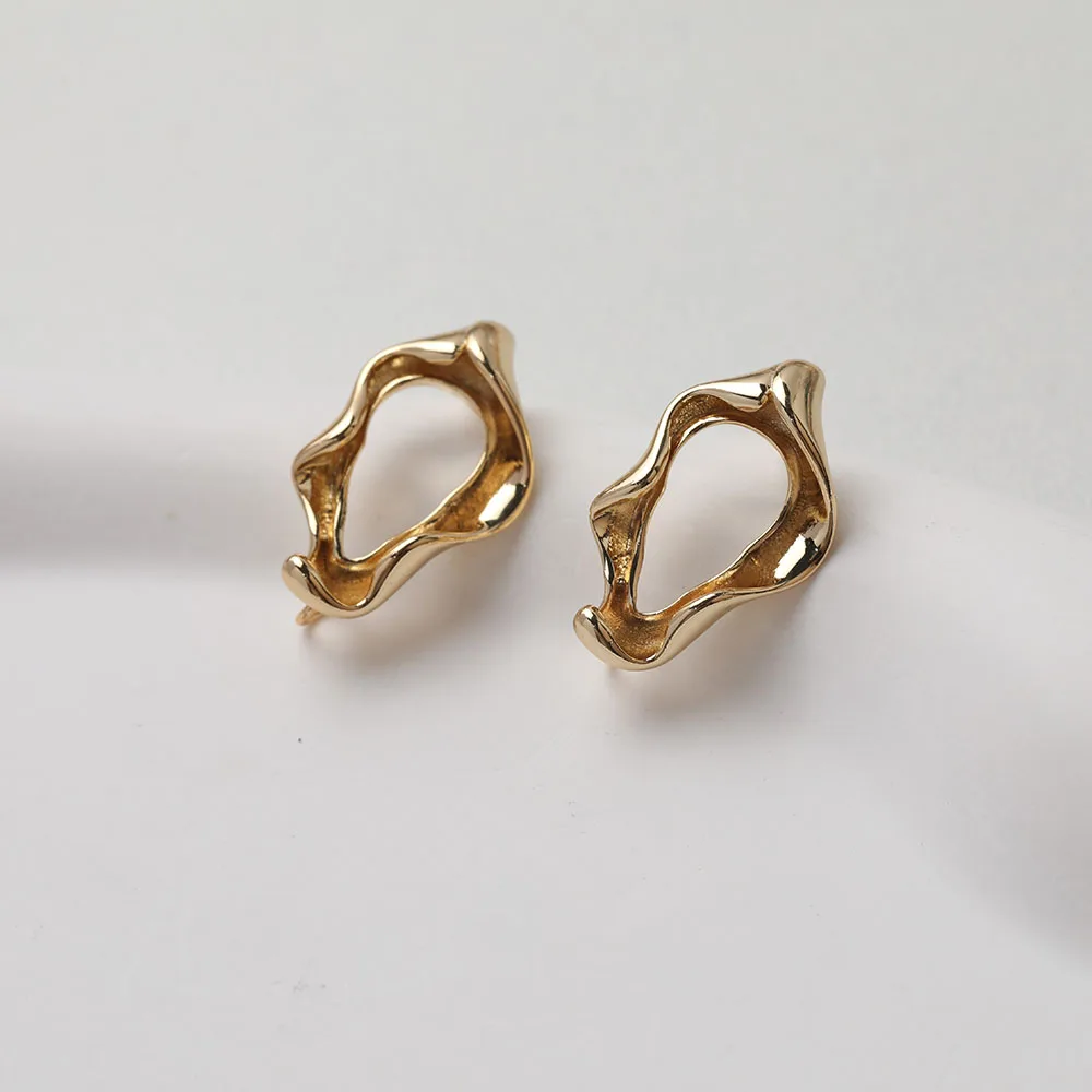 4 Stück 14 Karat vergoldet unregelmäßige gerollte Kante Ohrringe Ohr stecker Schmuck DIY Herstellung liefert hand gefertigtes Material Zubehör