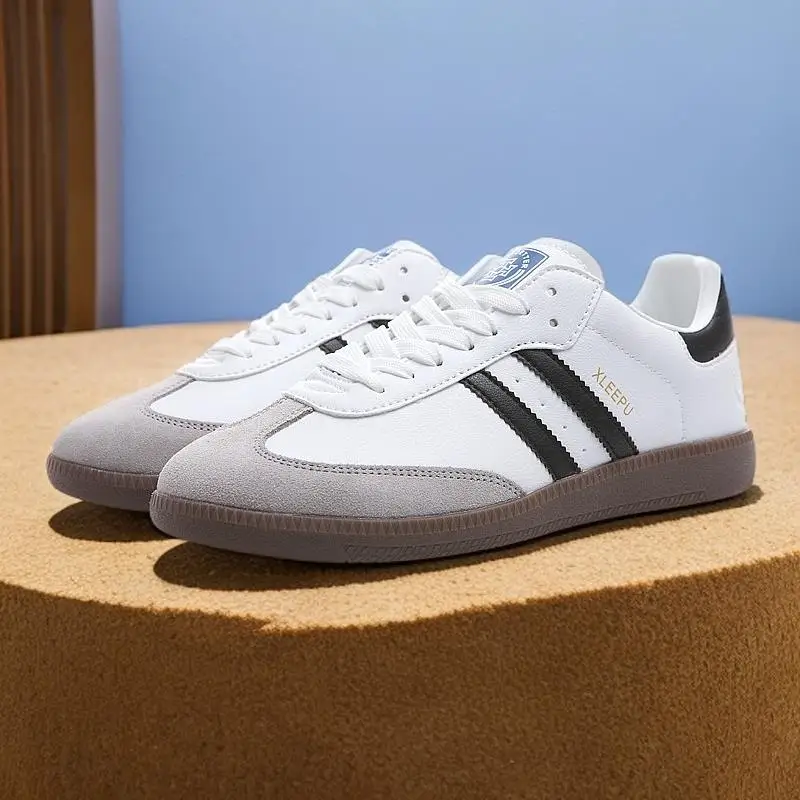 

2024 New Casual Little White Shoes Versatile, Breathable, Elevated Sports and Casual Board Shoes
