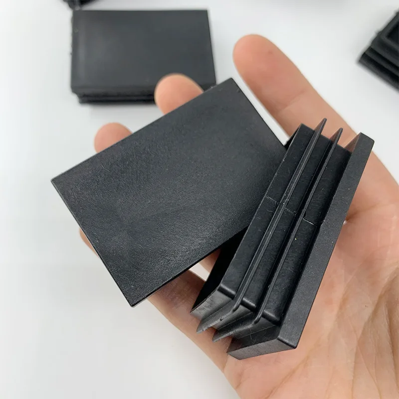 40*60mm 長方形パイププラグ PE プラスチックプラグ スクエアフットプラグ 長方形パイププラグ ゴムプラグ スクエアカバーに適しています 16個