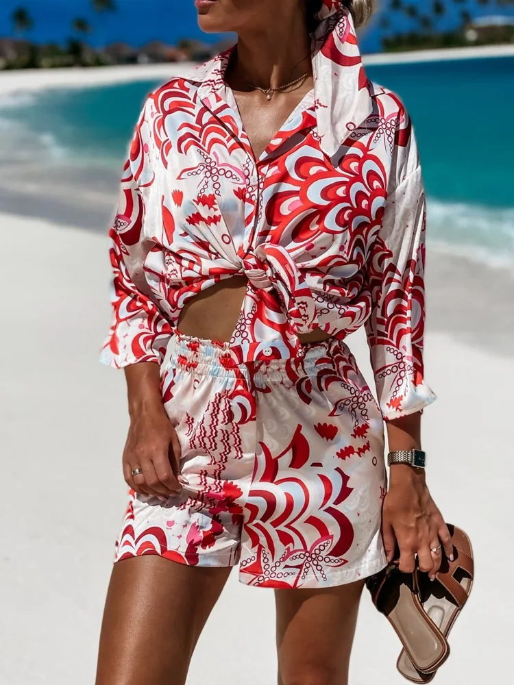 

New Fashion Two Pieces Set for Women Printing Elegant Summer Half Sleeve Suit Office Lady Short Pants Sets Women Robe