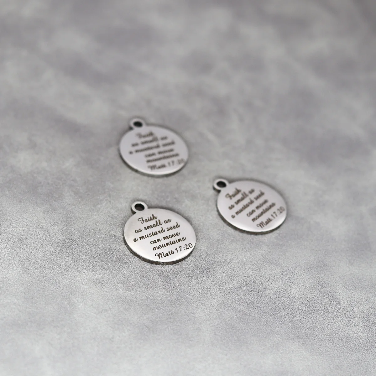 3 قطعة/الوحدة الإيمان صغيرة مثل بذور الخردل يمكن أن تتحرك الجبال محفورة بالليزر الفولاذ المقاوم للصدأ عالية البولندية مرآة سطح المعلقات #3