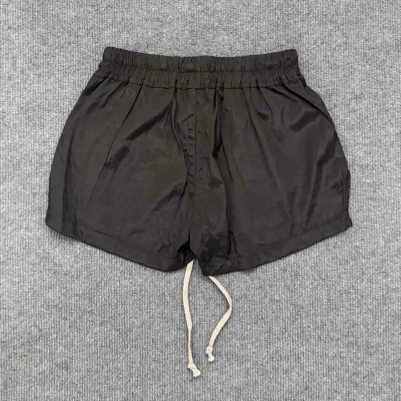 Shorts Femininos Novos de Verão HKSH 2026 Estilo RO Escuro com Cordão, Cintura Elástica, Bolsos em Cores Contrastantes, Sexy, Tendência, Hot Pants HK18691