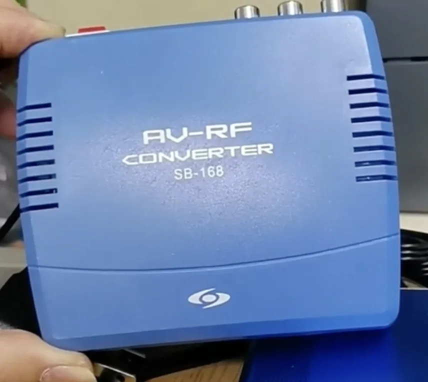 SB-168 AV-RF AV RF converter Audio and video old-style black and white TV conversion retro