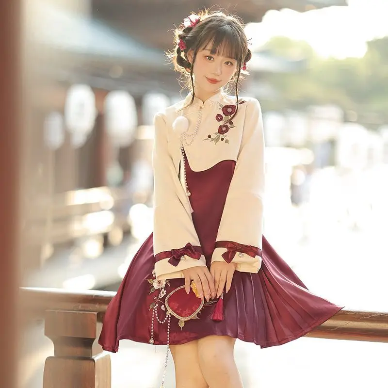 

Autumn Vintage Brgundy Rose Embroidery Long Sleeves Lolita Dress 2pcs Women Improved Hanfu Dress Daily Cosplay Hanfu