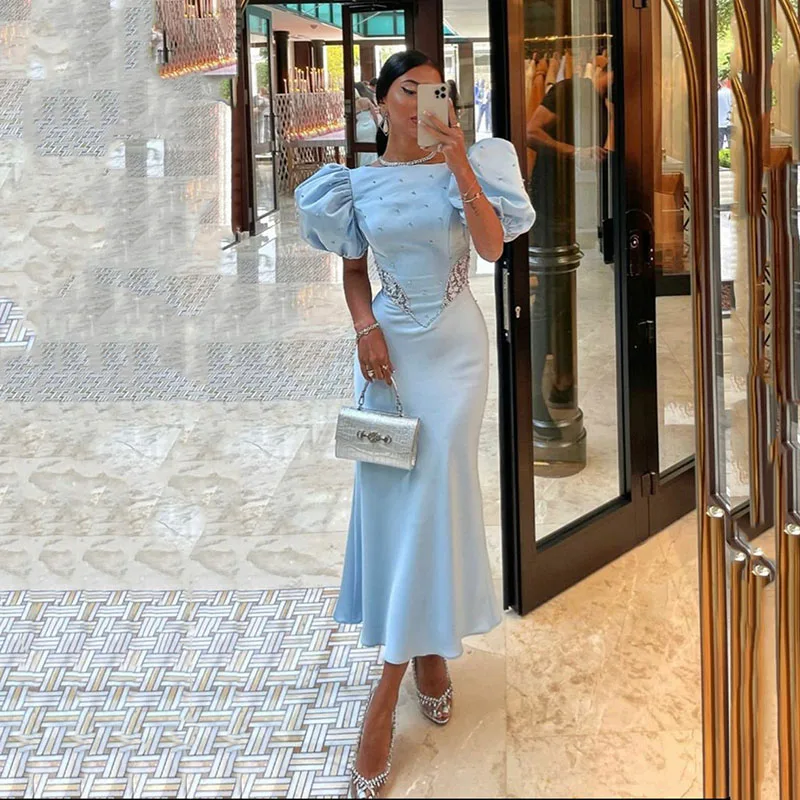 Gaun malam Arab biru langit gaun pesta wanita Formal manik-manik putri duyung Dubai gaun Prom Satin lengan pendek 2023