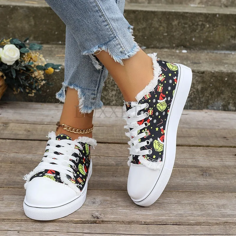 Christmas Elk Printed Canvas Shoes with Cotton for Warmth Comfort Breathability Fashion and Versatile Casual Board Shoes