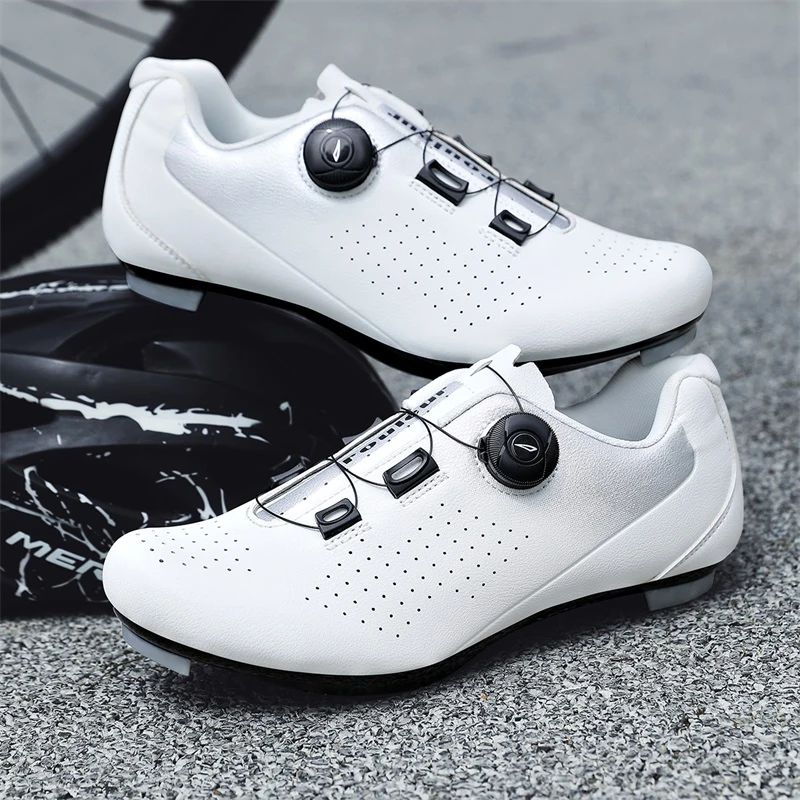 Thumbnail 3 - #32 Cycling Shoes List of Top Picks