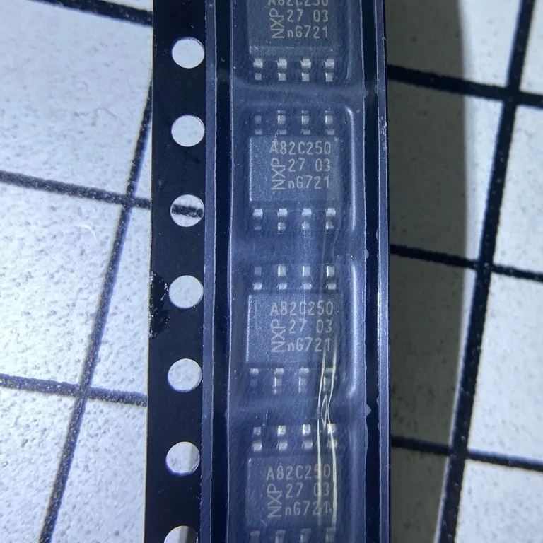 PCA82C250T/N4 Silk-…