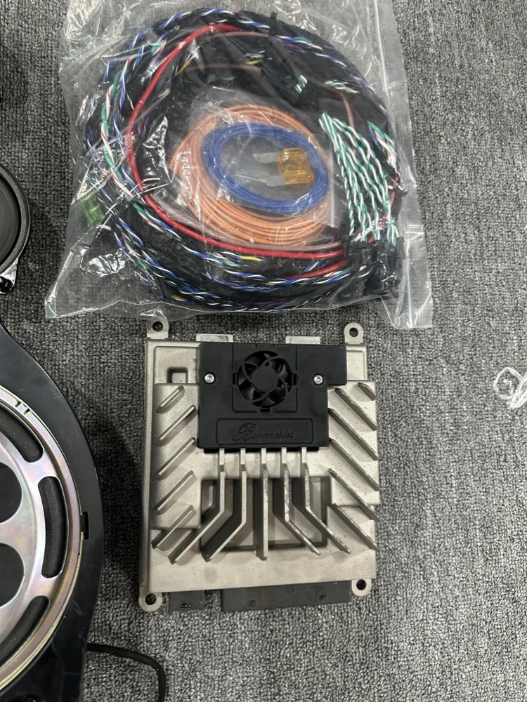 Berlin Sound System, Suitable for- 2015-2018 C-Class/W205 Models, Complete Set of Speakers