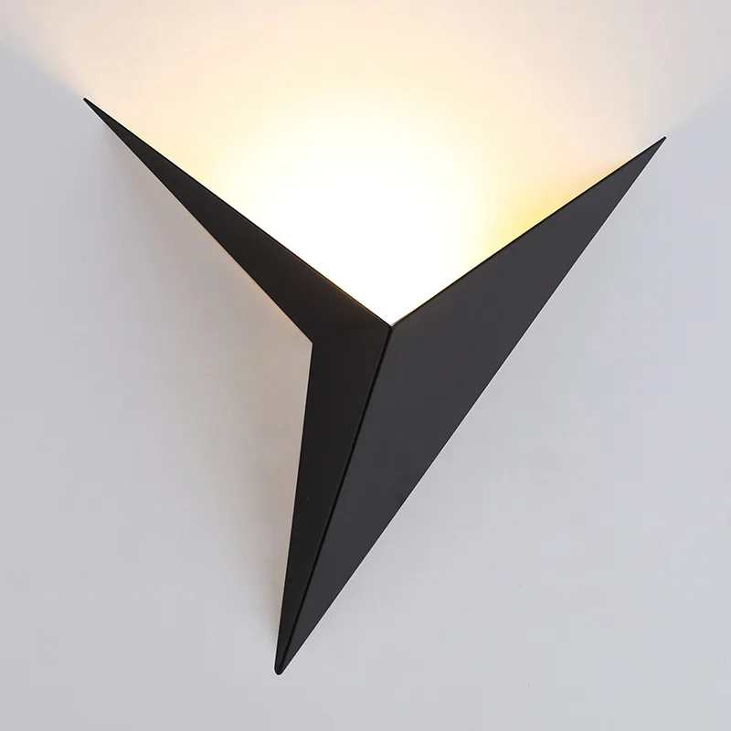 Creative wrought iron shaped triangle lamps, simple bedroom study room hotel room bedside led wall lamps