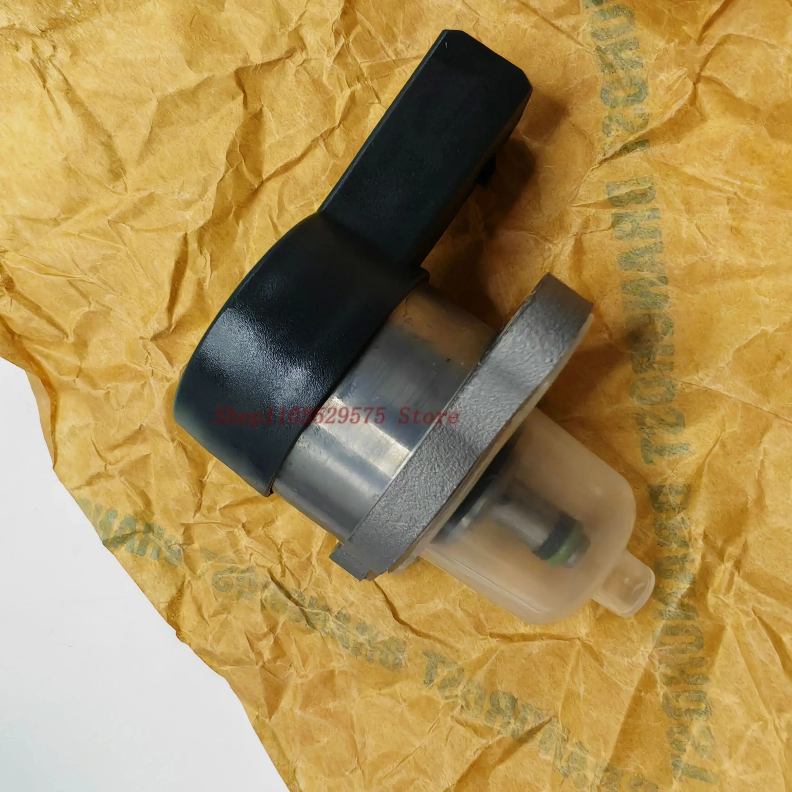 In Stock OEM 0281002241 A6110780149 Disel Fuel Injection Pressure Regulator Valve  for MMercedes-Benz A C E Class Original