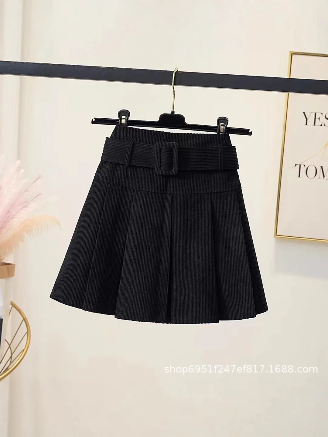 Plus-Size Skirt Premium Corduroy Pleated Waist Skirt Figure-Flattering A-Line Short Skirt Flared Soft Mini Casual Skirts