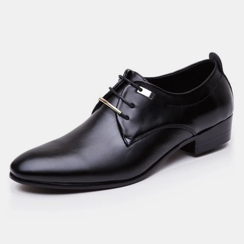 Eleganti scarpe da uomo in pelle abito formale italiano calzature maschili mocassini di moda di marca di lusso scarpe Oxford da lavoro per ufficio