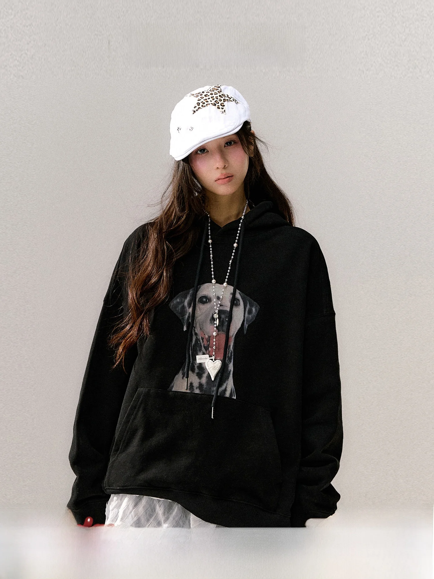 Guukahero Women's Loose Fit Hoodie Black Dog Print Shoulder Dropped Long Sleeve Casual Streetwear Cotton Polyester Blend
