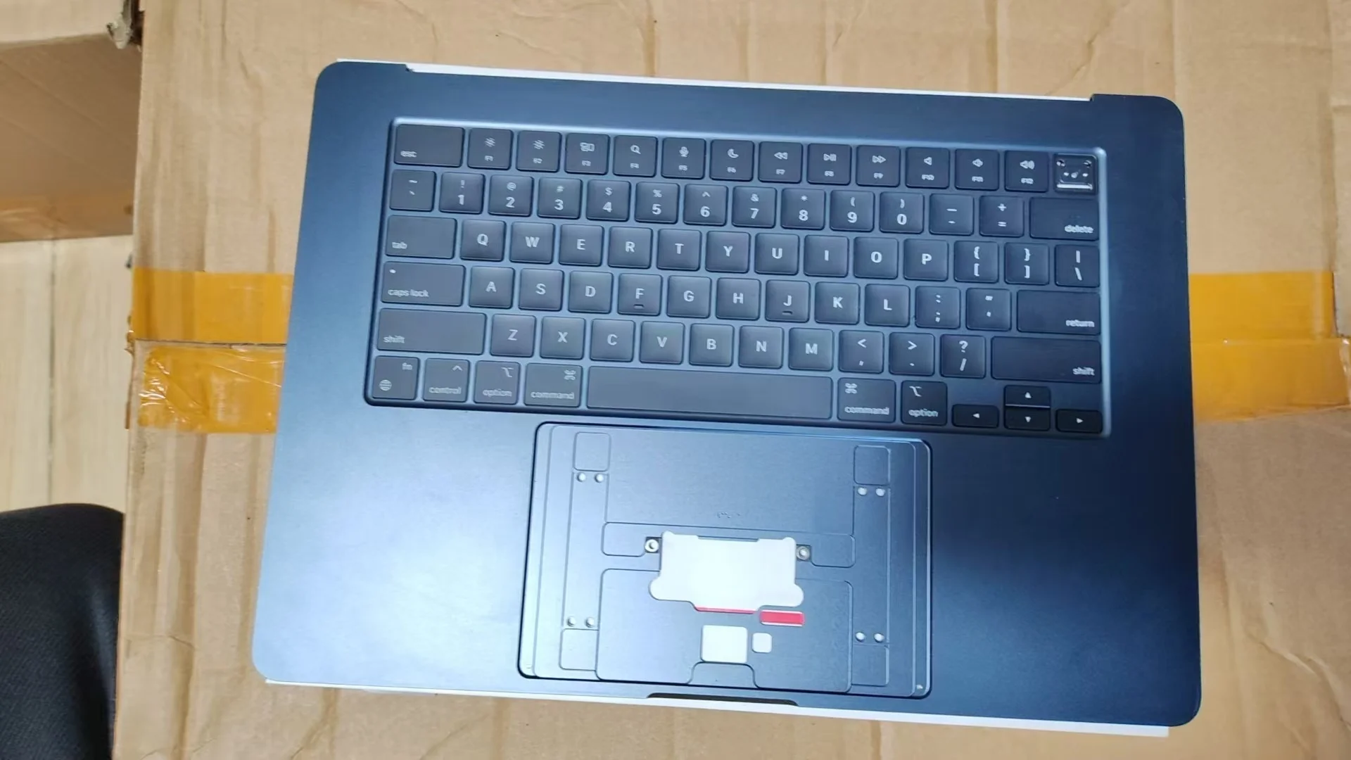 95%New A2941 Topcase Palmrest Keyboard for Macbook Air 15
