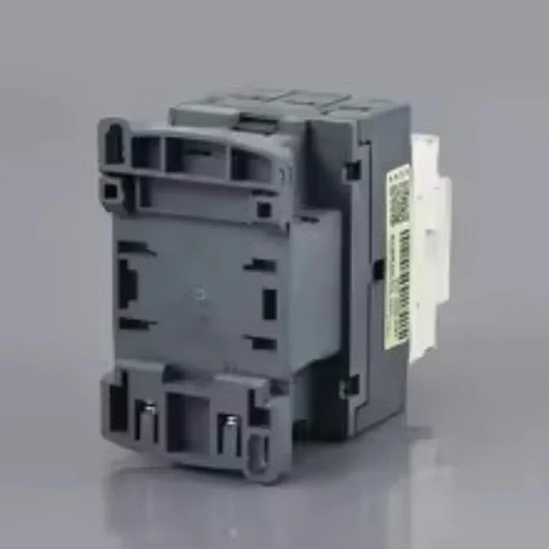 Schneider 3 Phase 3-Pole Contactor 220V AC 50/60Hz LC1D09-38A with Coil Voltage Options 24V-380V for Electrical Control Systems