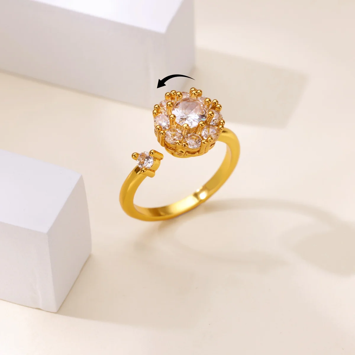 Luxury Round Anti Anxiety Relaxing Rings for Women Crystal Fidget Spinner Ring Charm Wedding Jewelry Anniversary Gifts