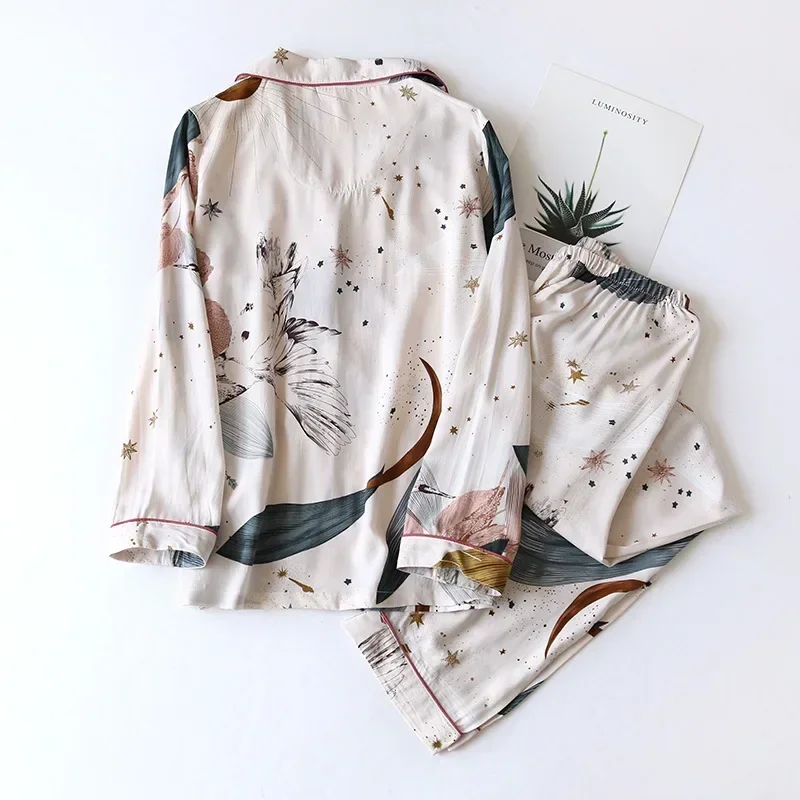 Spring and autumn ladies cute cartoon floral viscose fiber pajamas two-piece long-sleeved home service cotton summer thin shorts