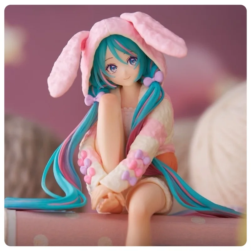 Figurine de dessin animé, décoration de salle de jeu de bureau, nouilles instantanées pressées, poupée oreilles de lapin, vêtements de nuit, modèle de jouet pour fille