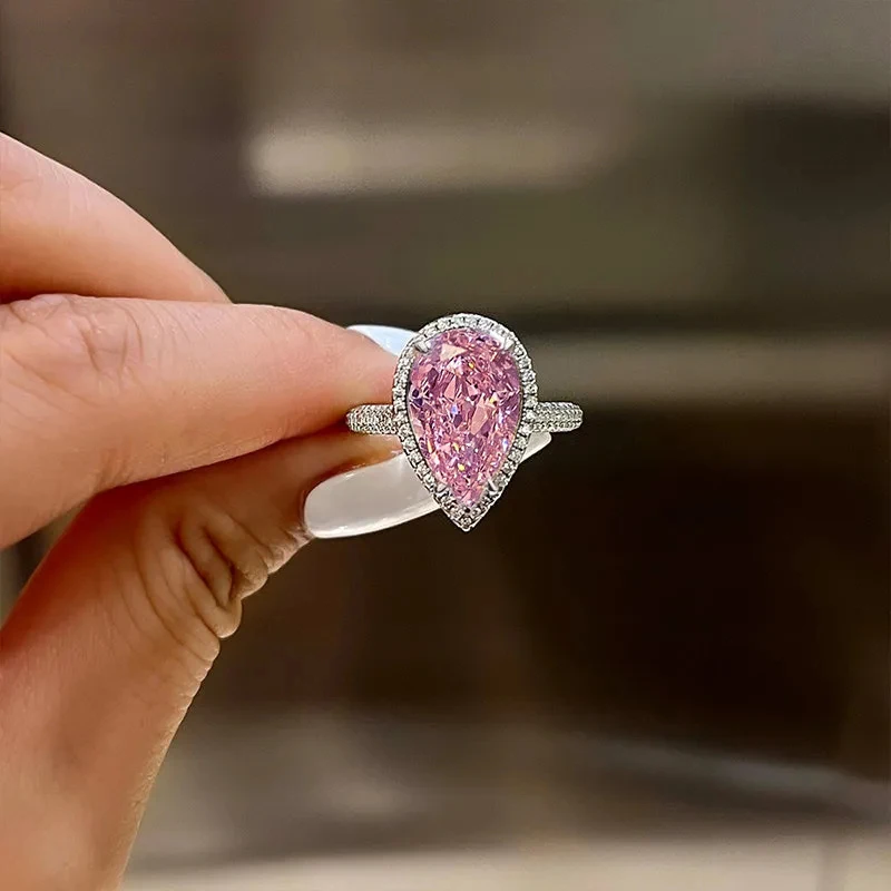Huitan Big Pear Yellow/Pink Cubic Zirconia Rings for Women Luxury Wedding Engagement Band Accessories Gorgeous Ladies Jewelry