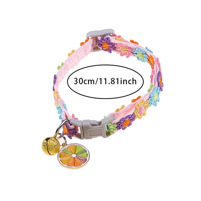 Collier élégant pour chats avec fleurs et dentelle - L Univers Des Felins
