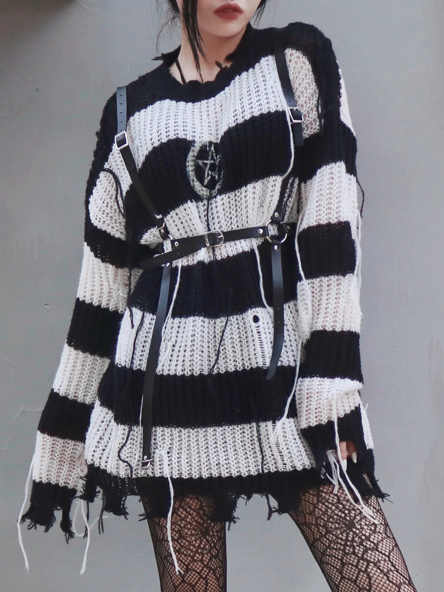 Ruibbit O-neck Harajuku Gothic Girls Punk Sweater Women Rock Striped Hole Loose Befree Sweaters Knitted Jumpers Sweater