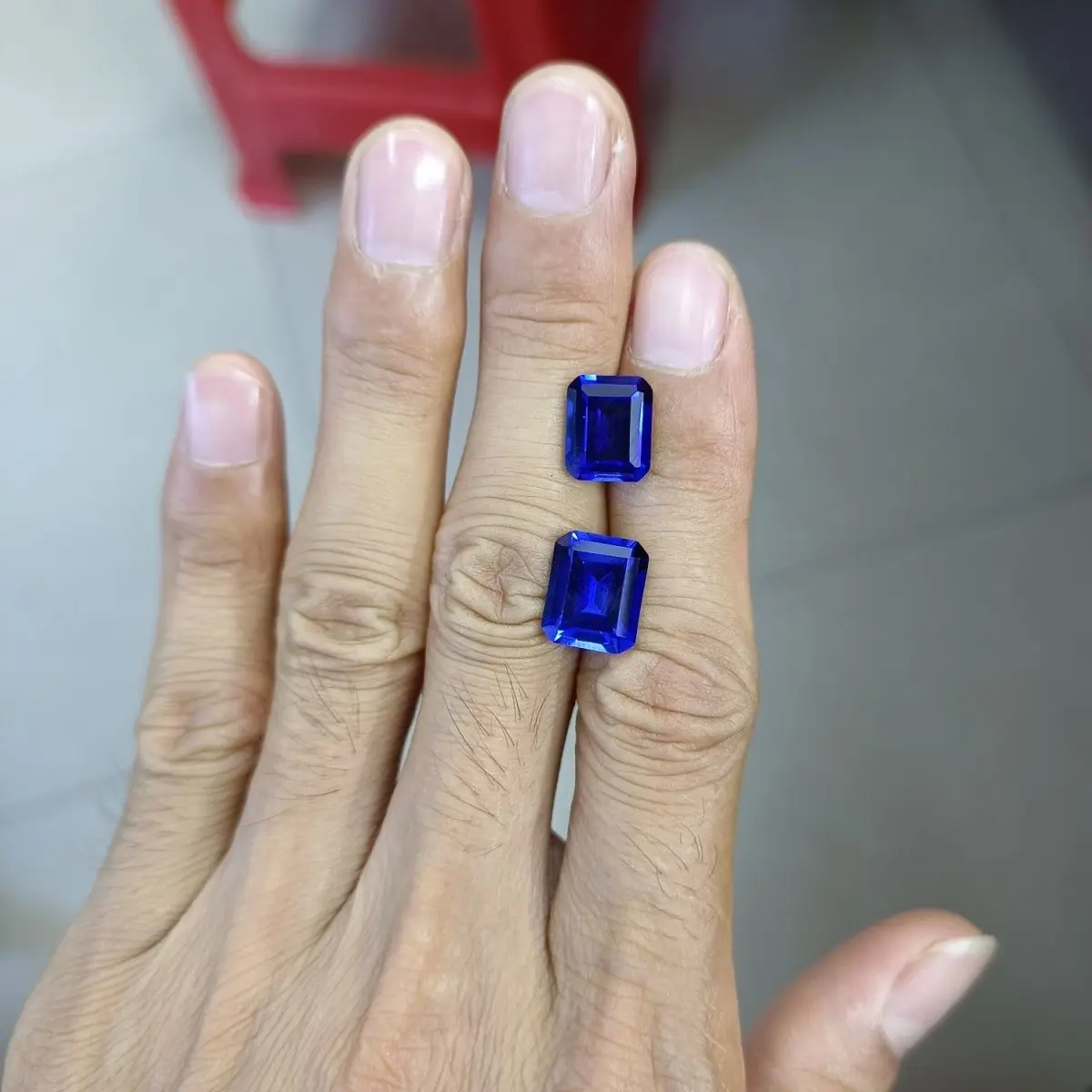 Royal blue sapphire raw stone blue corundum 9 mohs bare stone rectangular emerald cut ring ring face main stone