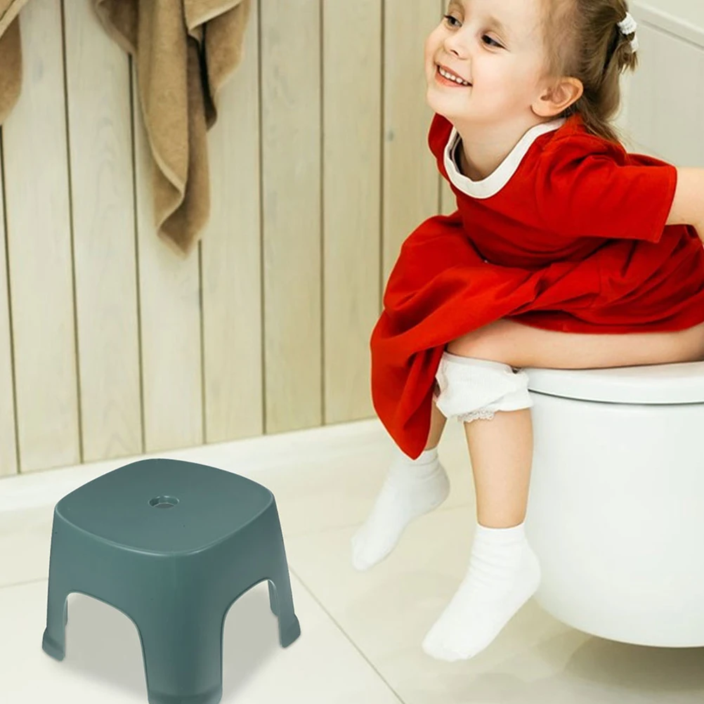 2 Pcs Mini Step Stool Plastic Footrest Bath Room Toilet Training Stools Yellow Green Compact Lightweight Adjustable for Feet