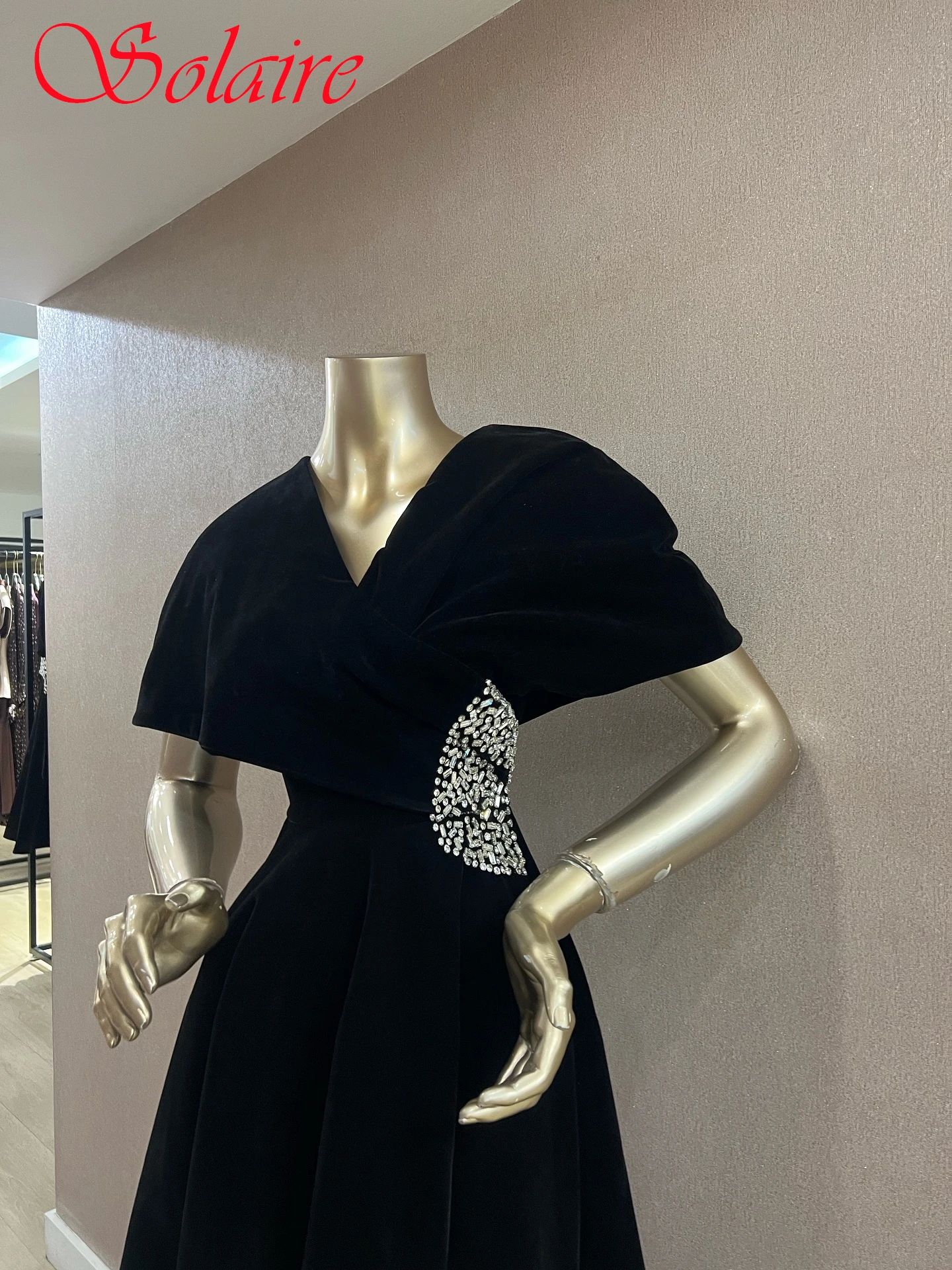 فستان سهرة رسمي كلاسيكي مخصص على شكل حرف a وأكمام قصيرة ورقبة على شكل حرف v مناسبة مخصصة رقيقة فستان أنيق للحفلات #3