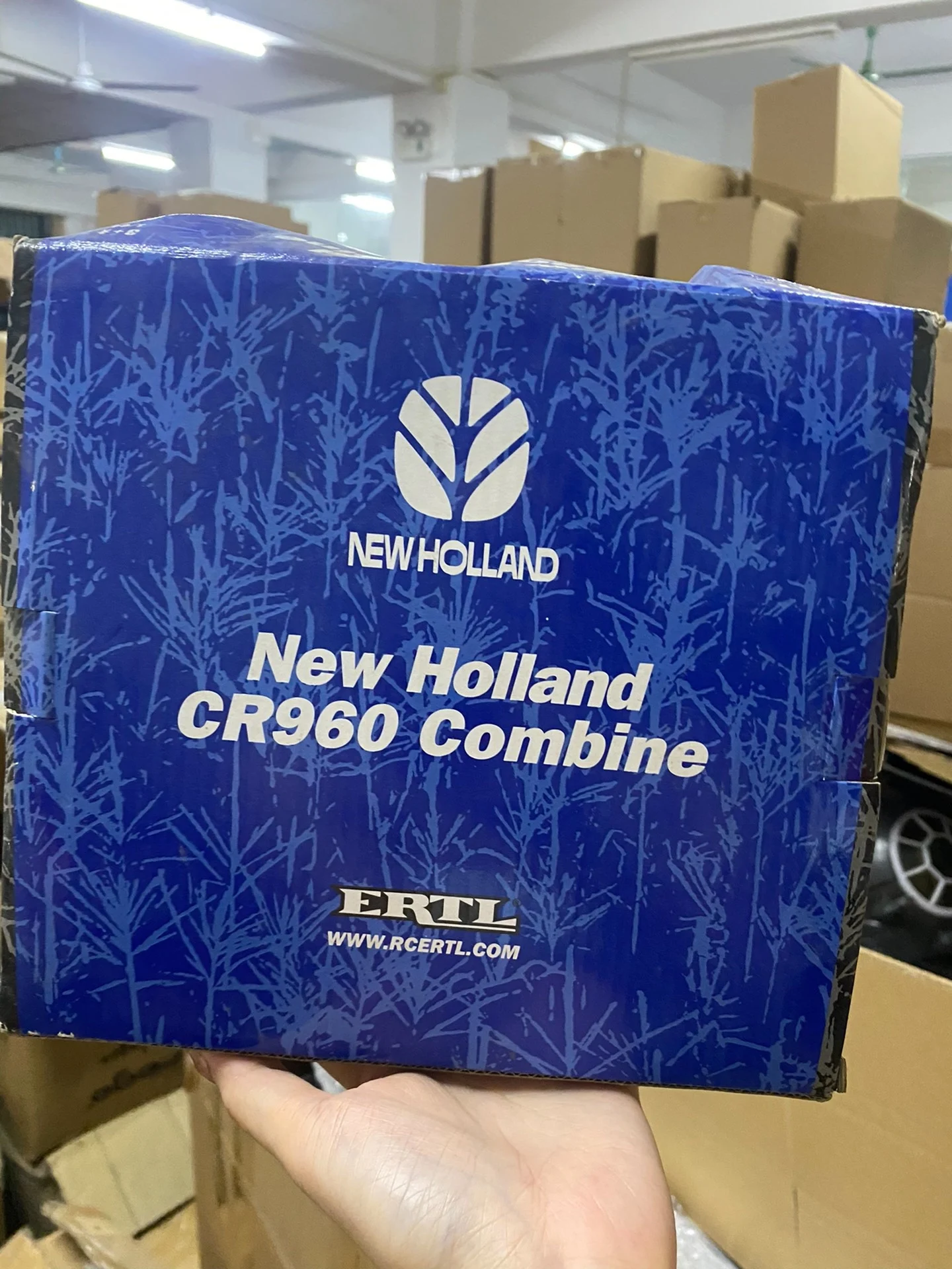 Box Damage Diecast ERTl 1/64 Scale New Holland CR960 Alloy Car Model Collectible Toy Gift Souvenir Display Ornament